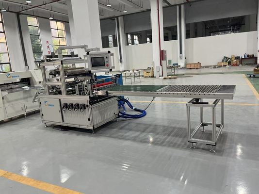 15 pliegues/min - 20 pliegues/min Máquina de fabricación de filtros de aire Máquina de pegado CNC inteligente