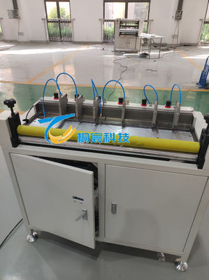 Máquina de corte de filtro controlada por servo Máquina de corte de papel de ancho preciso 50Hz / 60Hz