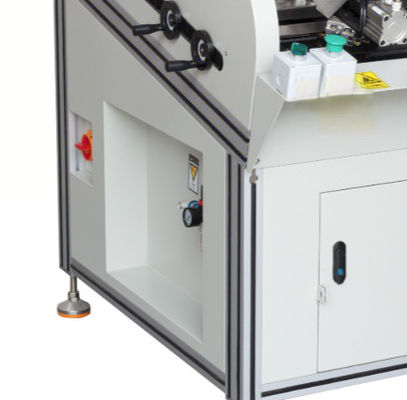 4 Máquina de recorte de bordes automática lateral 0.6MPa Máquina de corte de bordes para cartuchos de aire acondicionado