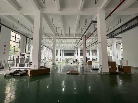 Máquina de llenado de filtros de aceite y máquina de sellado de suministro directo de fábrica