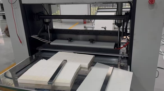 Máquina de plegado de papel de filtro Serie de equipos Velocidad de alimentación 0,5 m
