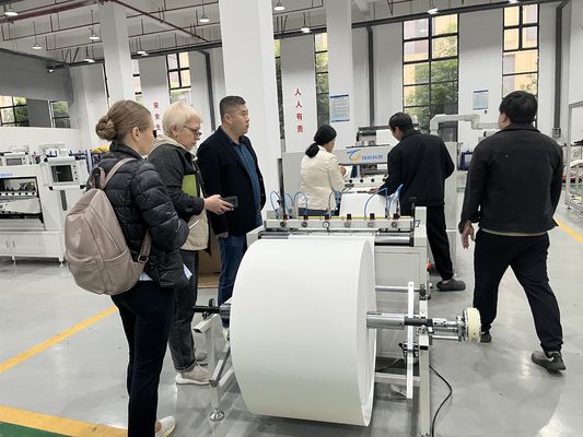 Máquina plegable automática de filtro de cuchillo para filtros de aire de camiones