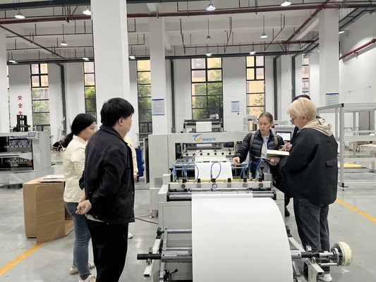 Nueva condición Línea de producción de filtros de aire con máquina plegadora totalmente automática y otros procesos