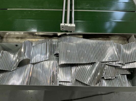 Máquina corrugadora de filtros HEPA de estructura estable y alta precisión para aluminio