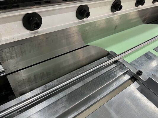 Máquina plegadora de filtros HEPA totalmente automática de alta eficiencia