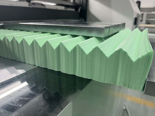 Máquina de pliegues de filtro de bajo consumo y rentable para soluciones de producción de filtros y filtros de aire automotrices