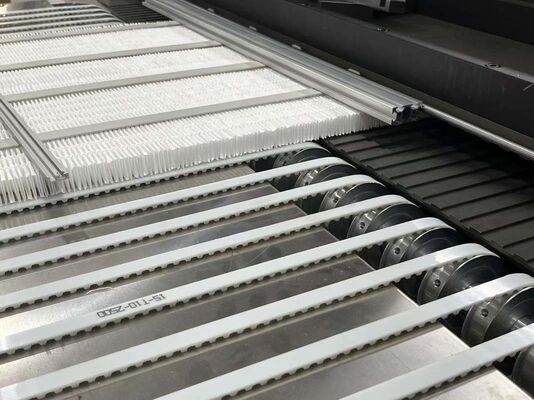 Fibra de vidrio avanzada HEPA Filtro Máquina de pliegue totalmente automática para sistemas de filtración de grado industrial y operaciones de alto rendimiento